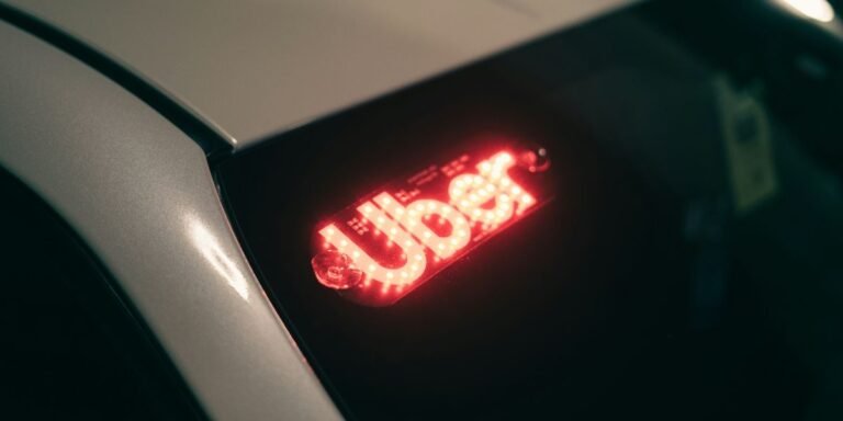 California Reaches a Deal with Uber and Lyft That Allows Unionization