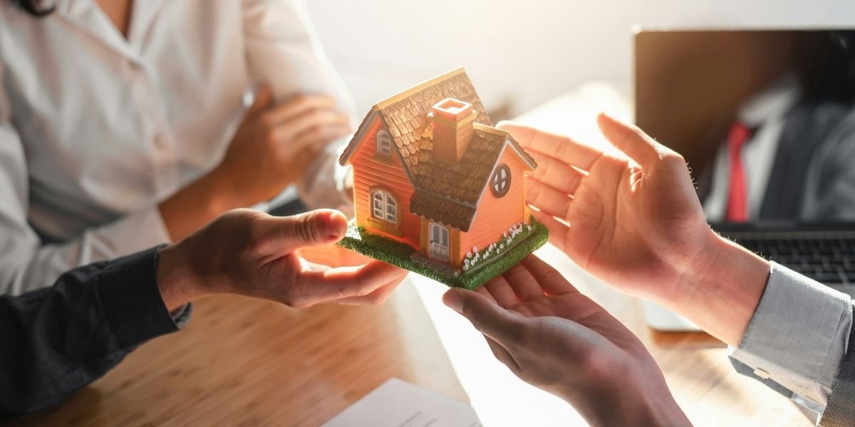 Los Angeles Builder KB Home Announces HQ Move to Arizona