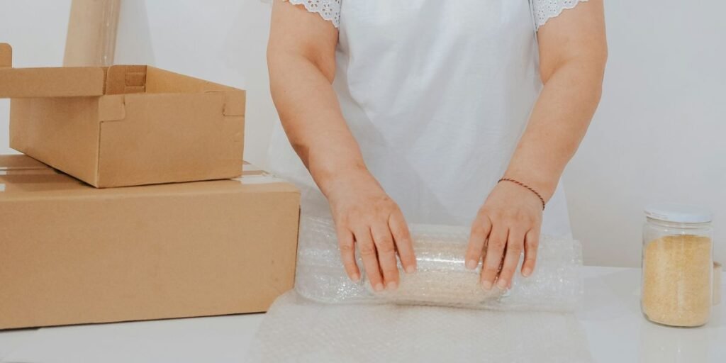 How to Pack Fragile Items for a Long Distance Move