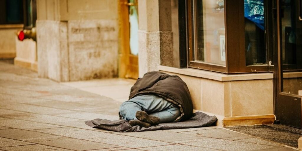 California Reports Nearly 13% Drop in Unsheltered Homelessness