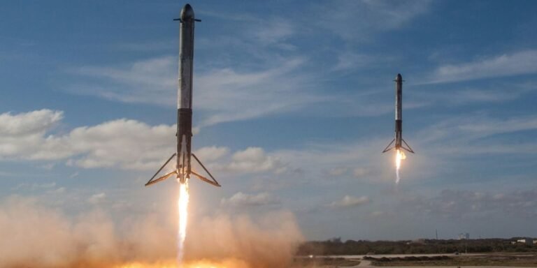 SpaceX Deploys 27 Starlink Satellites From California