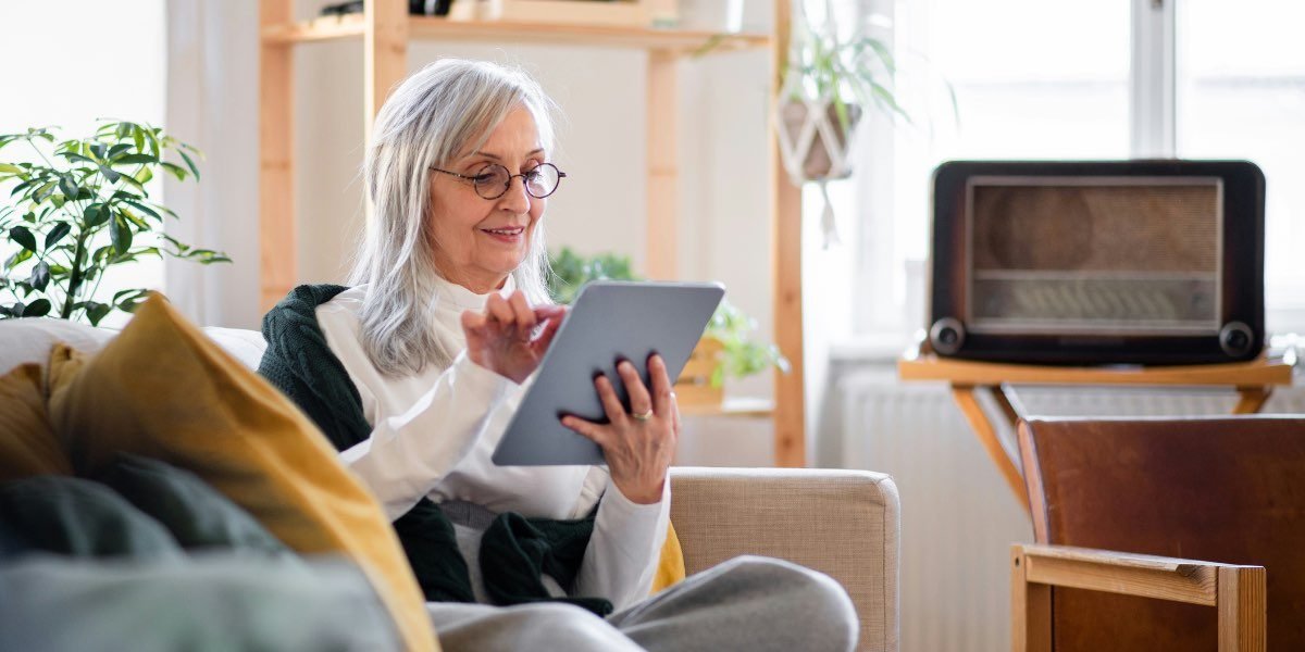 Active Adult vs. Assisted Living: California’s Senior Living Choices