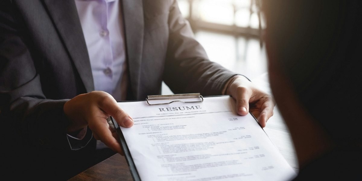 California Forecast Projects Slower Employment Growth Through 2027
