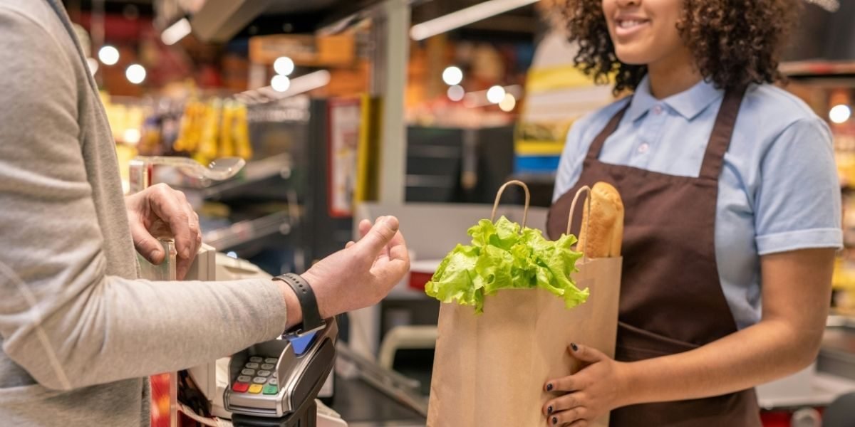 California Shoppers Face Strict Plastic Bag Ban at Checkout